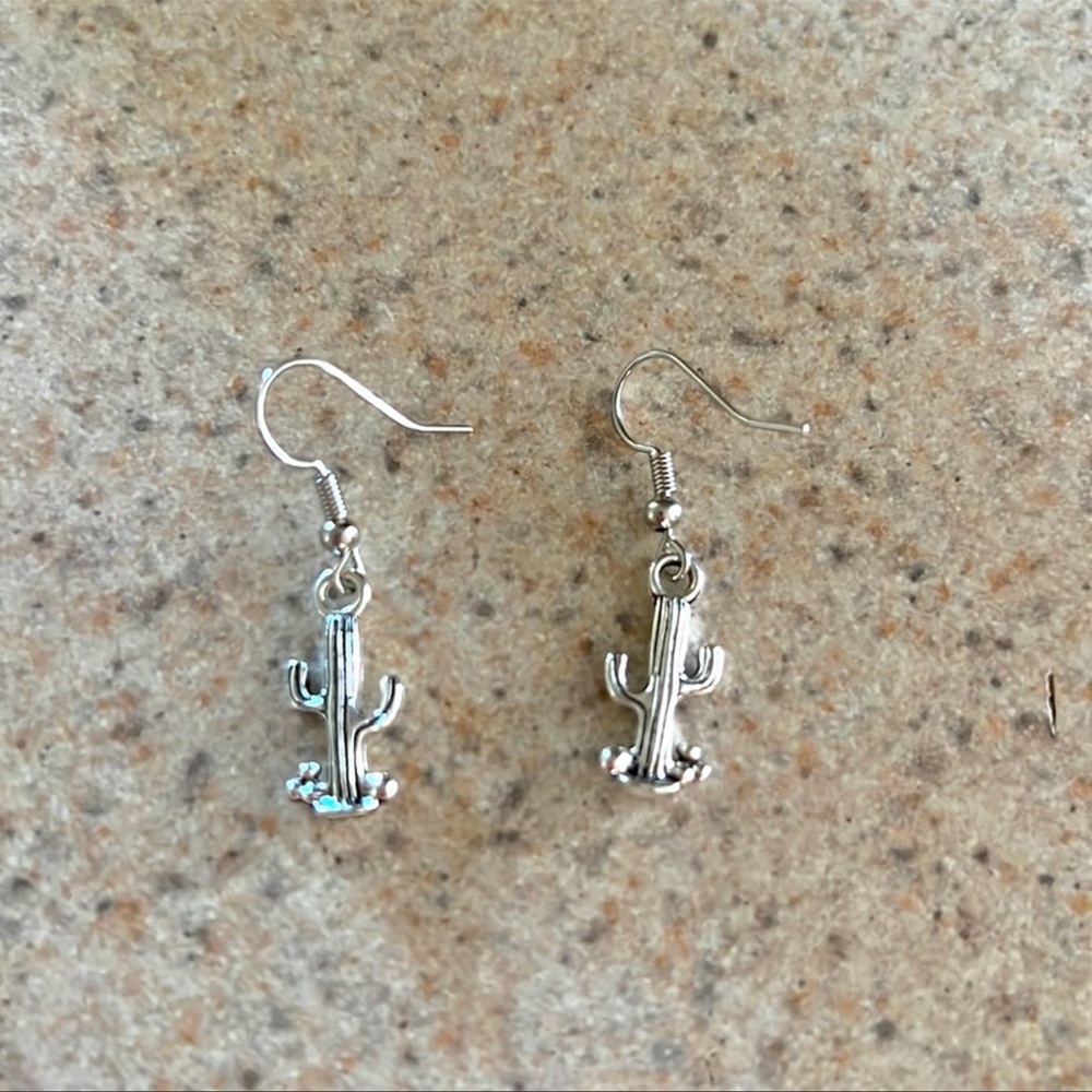Cactus drops earrings